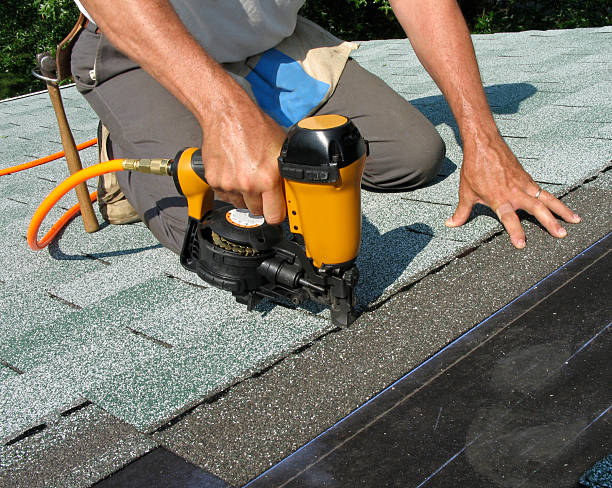 Best Best Roofing Contractors  in Winterville, NC